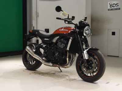 Kawasaki Z900RS 2025