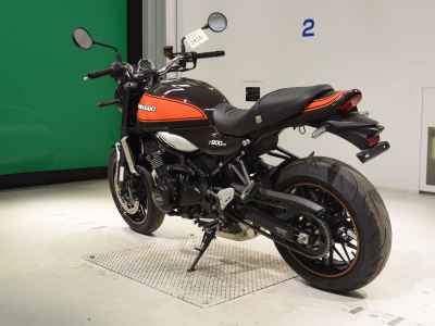 Kawasaki Z900RS 2025