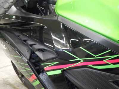 Kawasaki Ninja ZX-4RR 2025