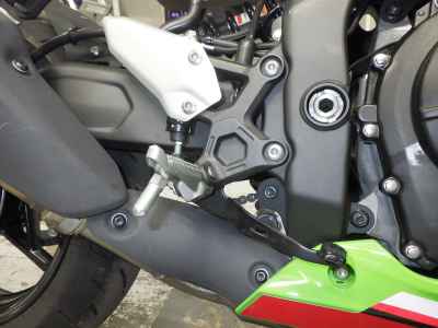 Kawasaki Ninja ZX-4RR 2025