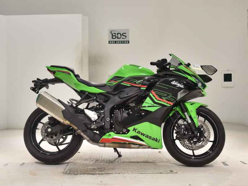 Kawasaki Ninja ZX-4RR 2025