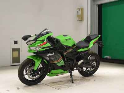 Kawasaki Ninja ZX-4RR 2025