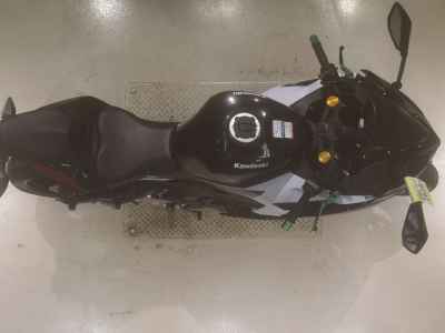 Kawasaki Ninja ZX-25R 2022