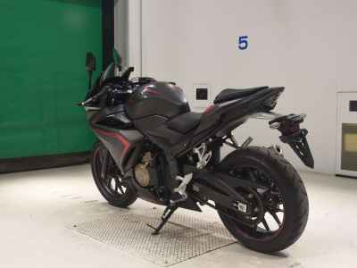 Honda CBR400R 2020