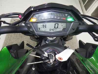Kawasaki Z1000 2022