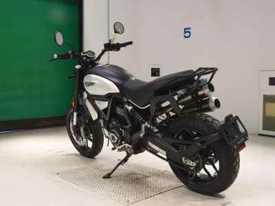 Ducati Scrambler 1100 2023