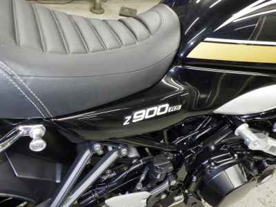 Kawasaki Z900RS 2023