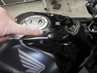 Honda CB650R E-Clutch 2024