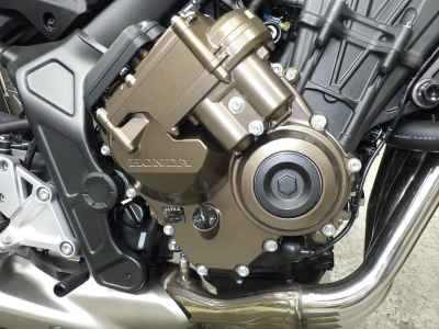 Honda CB650R E-Clutch 2024