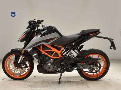 KTM 390 Duke 2021