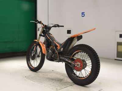 Suzuki CORPA300C-F 2022