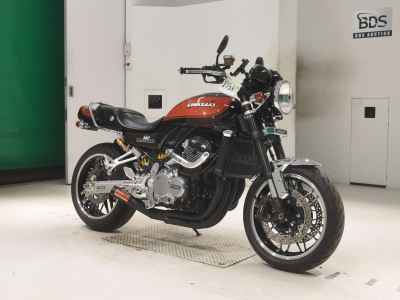 Kawasaki Z900RS 2024