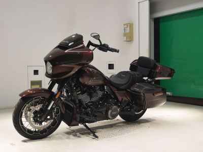 Harley-Davidson FLHXSE1980 CVO 2024