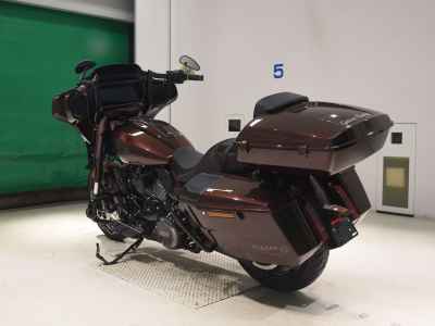 Harley-Davidson FLHXSE1980 CVO 2024