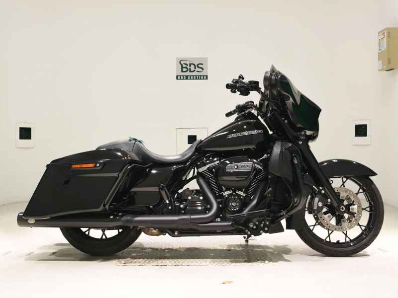 Harley-Davidson Street Glide FLHXS1870 2020