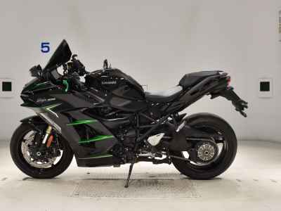 Kawasaki Ninja H2 SX 2025