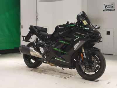 Kawasaki Ninja H2 SX 2025