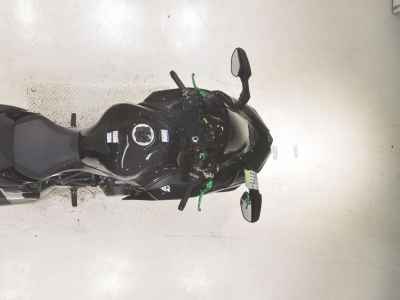 Kawasaki Ninja H2 SX 2025