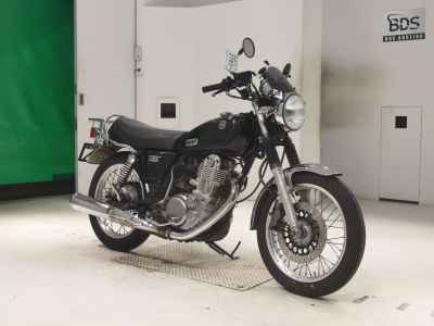 Yamaha SR400 2016