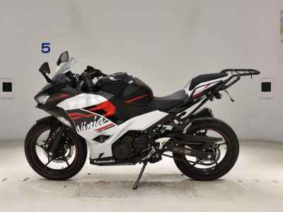 Kawasaki Ninja 400 2019