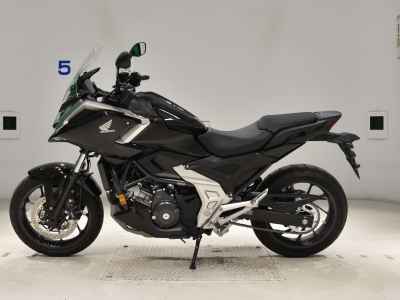 Honda NC750X DCT 2025