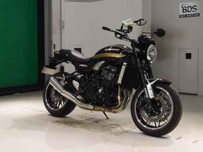 Kawasaki Z900RS 2025