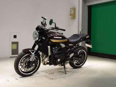 Kawasaki Z900RS 2025