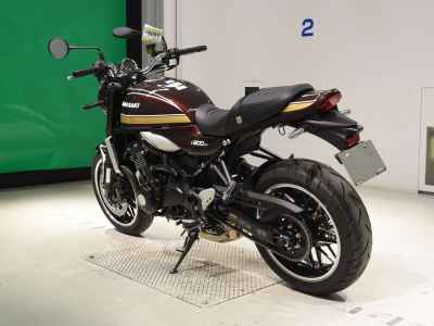 Kawasaki Z900RS 2025