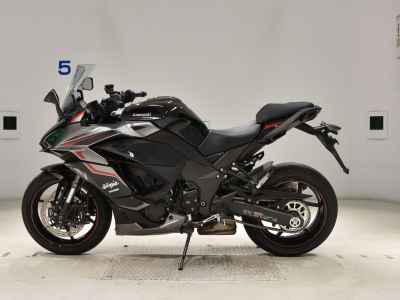 Kawasaki Ninja 1000SX 2025