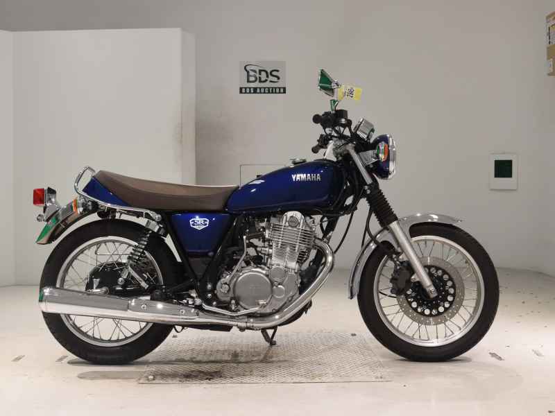 Yamaha SR400 2021