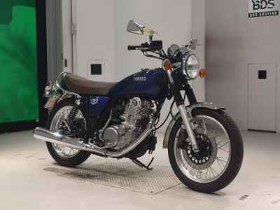 Yamaha SR400 2021