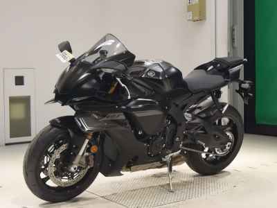 Yamaha YZF-R1 2025