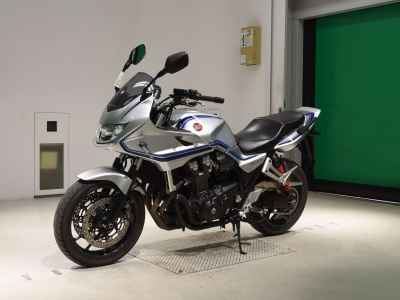 Honda CB1300 Super Boldor 2023