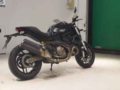 Ducati Monster 821 2015