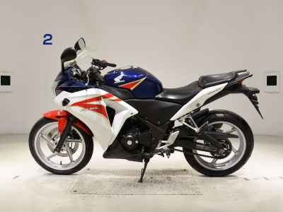 Honda CBR250R 2011