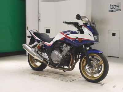 Honda CB400 Super Boldor 2009