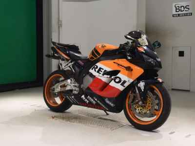 Honda CBR1000RR 2005