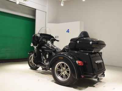 Harley-Davidson Electra Glide FLHTCU1690 Trike 2014