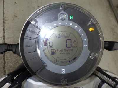 Husqvarna Svartpilen 401 2018