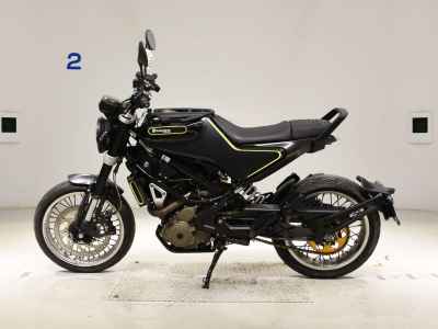 Husqvarna Svartpilen 401 2018