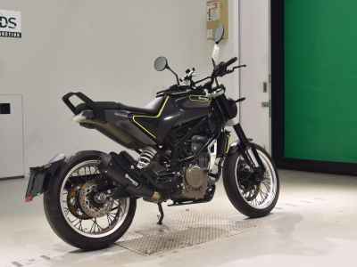 Husqvarna Svartpilen 401 2018