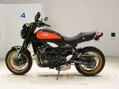 Kawasaki Z900RS 2022