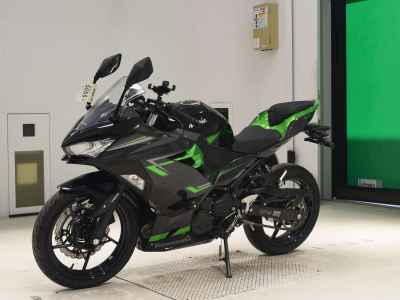 Kawasaki Ninja 400 2022