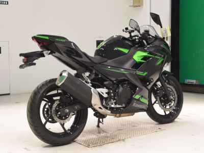 Kawasaki Ninja 400 2022