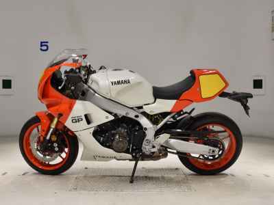 Yamaha XSR900 GP 2024