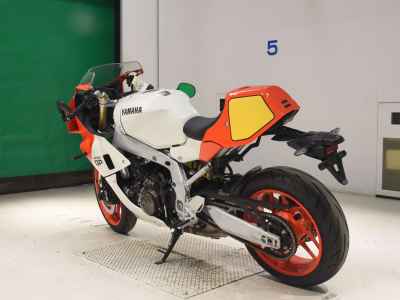 Yamaha XSR900 GP 2024