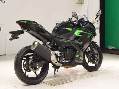 Kawasaki Ninja 400 2023