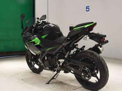 Kawasaki Ninja 400 2023