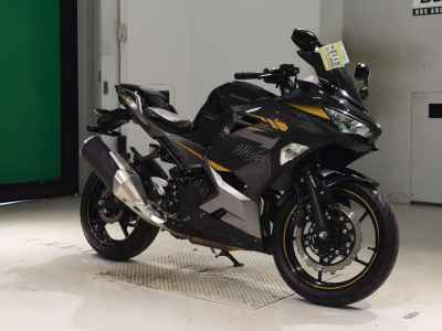 Kawasaki Ninja 400 2021