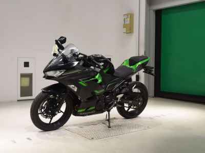 Kawasaki Ninja 400 2023